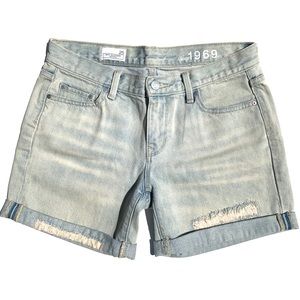 GAP Sexy Boyfriend Distressed Jean Short